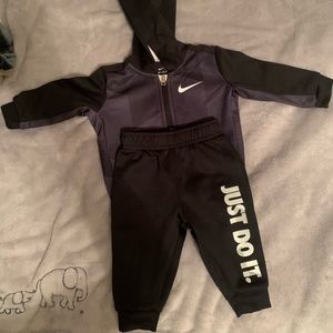 2 piece Nike
